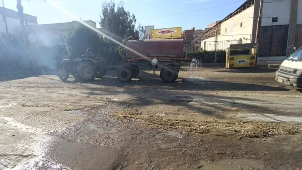 جانب من أعمال النظافة 