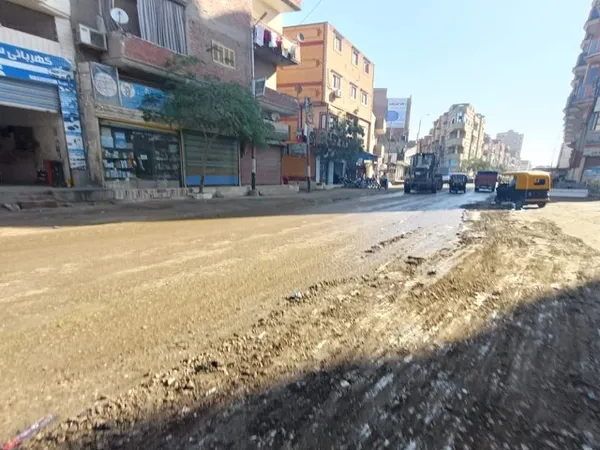 جانب من أعمال النظافة 