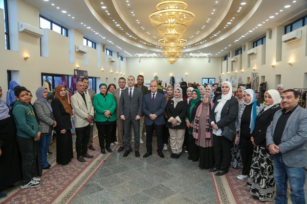 جانب من افتتاح المعرض 