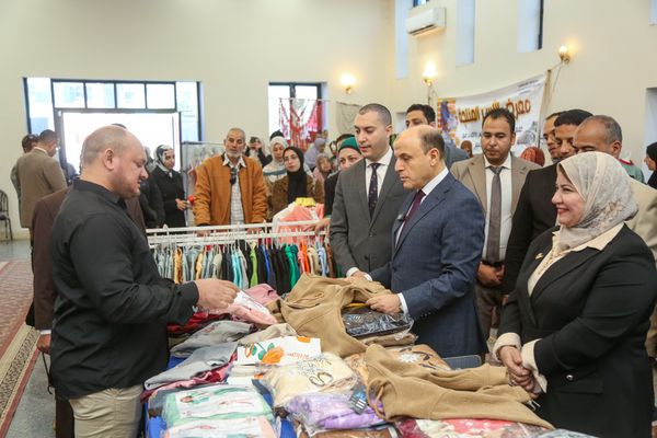 جانب من افتتاح المعرض 