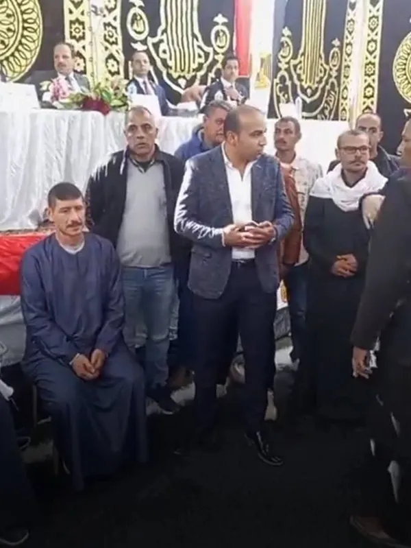 جانب من الجلسة 