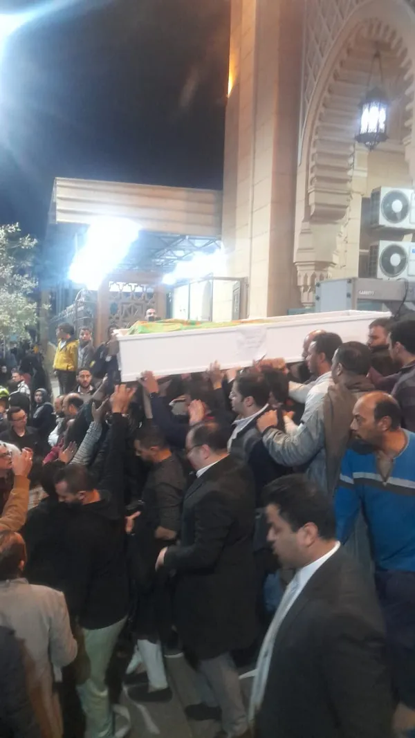 جانب من الجنازة 