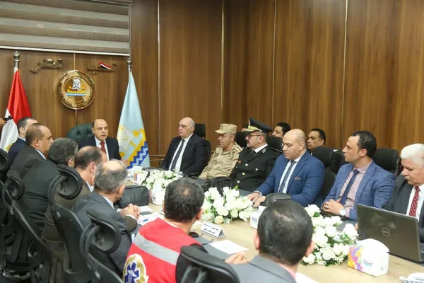 جانب من متابعة سير الانتخابات 