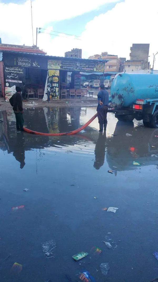 كسح مياه الأمطار بشوارع كفر الشيخ  