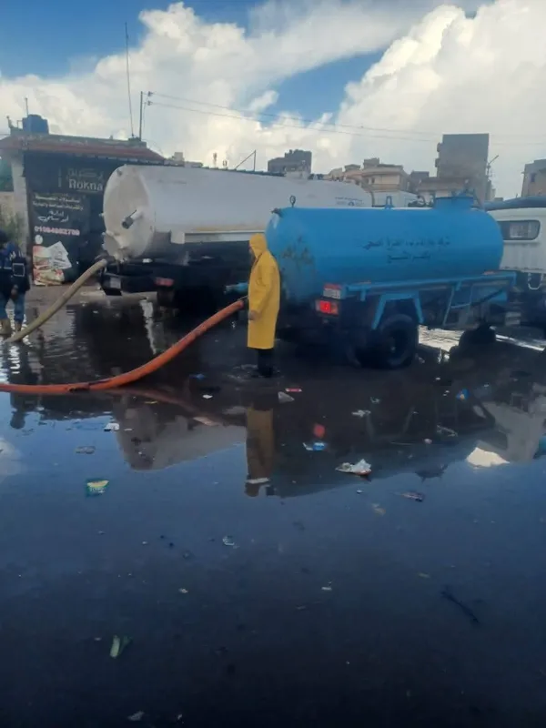 كسح مياه الأمطار بشوارع كفر الشيخ  