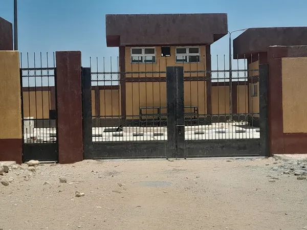 محطة الصرف الصحي بالوحدات 