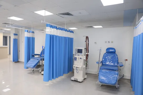 مستشفى جامعة بورسعيد يعد صرحًا صحيًا وتعليميًا وبحثيًا