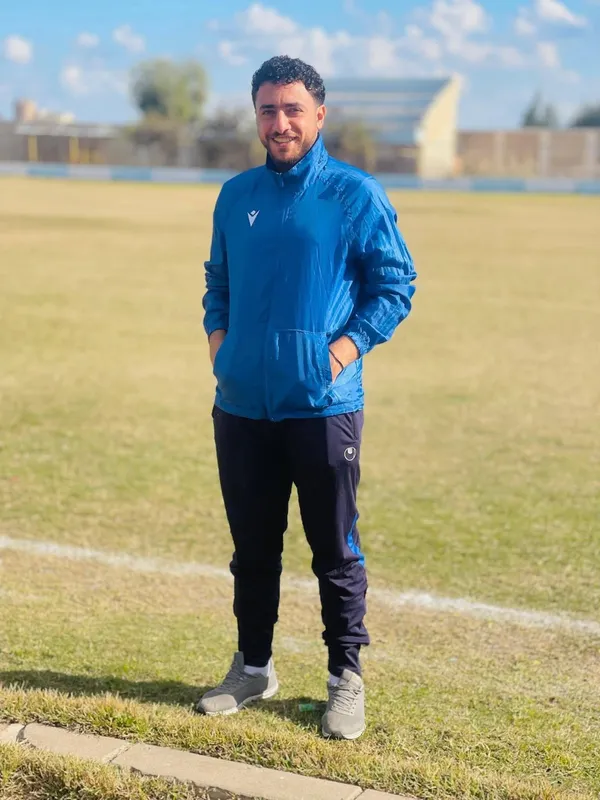 اللاعب إسلام حمزة 