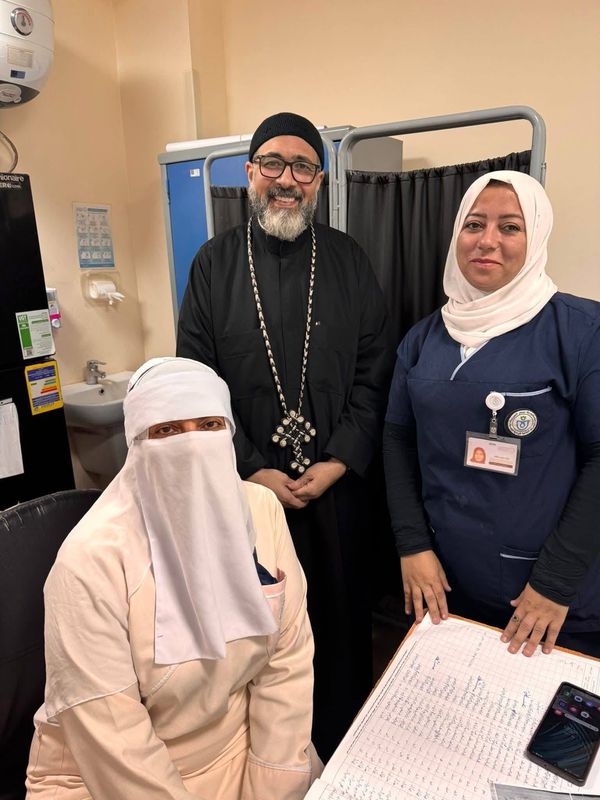 المتحدث الإعلامي باسم مطرانية بورسعيد يُتم جرعات 