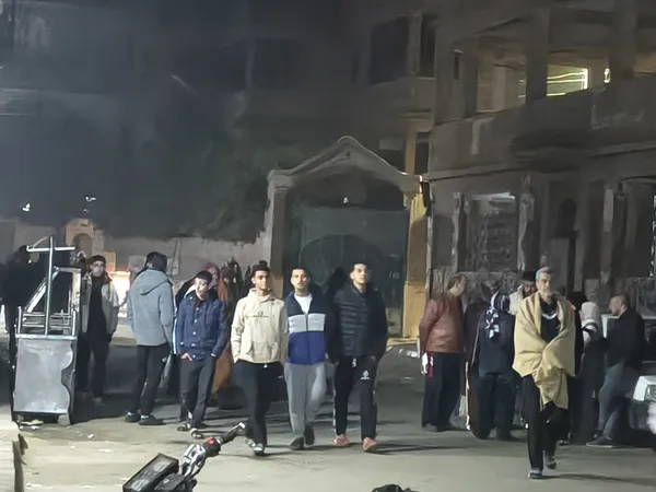 انتظار الأهالي 