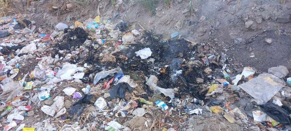 تراكم القمامه 