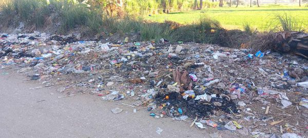 تراكم القمامه 