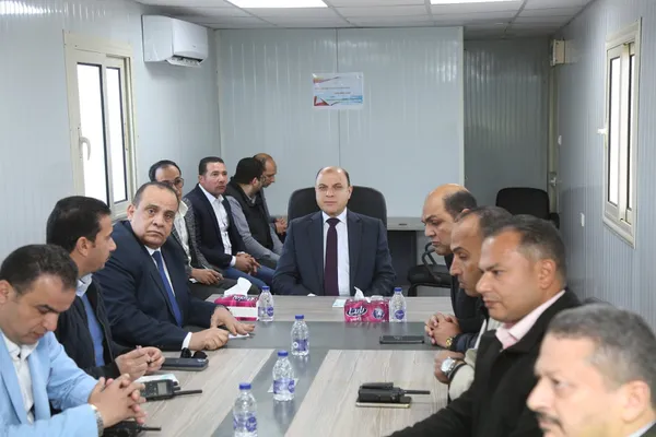 جانب من تفقد المصنع 