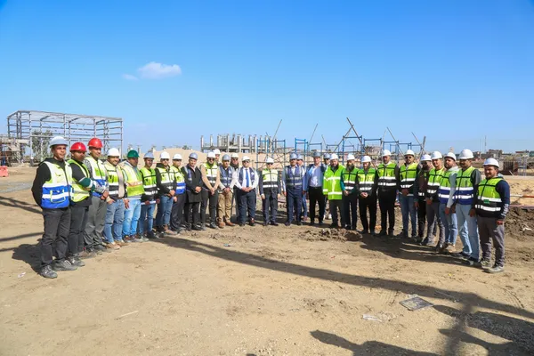 جانب من تفقد المصنع