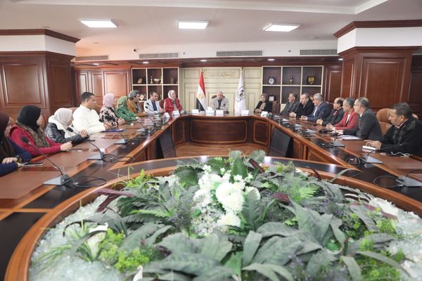 جانب من توقيع البروتوكول 