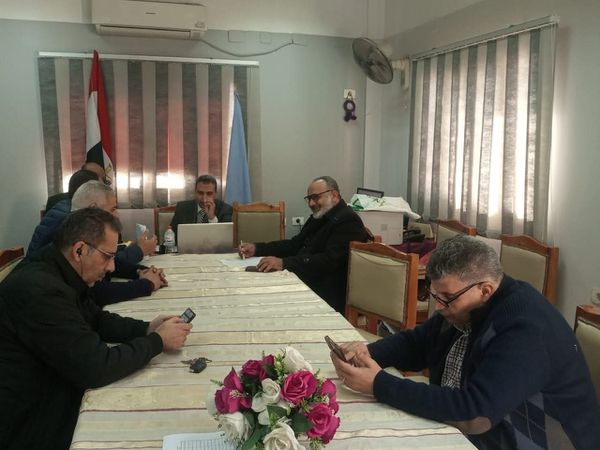 جانب من متابعة سير الامتحانات 