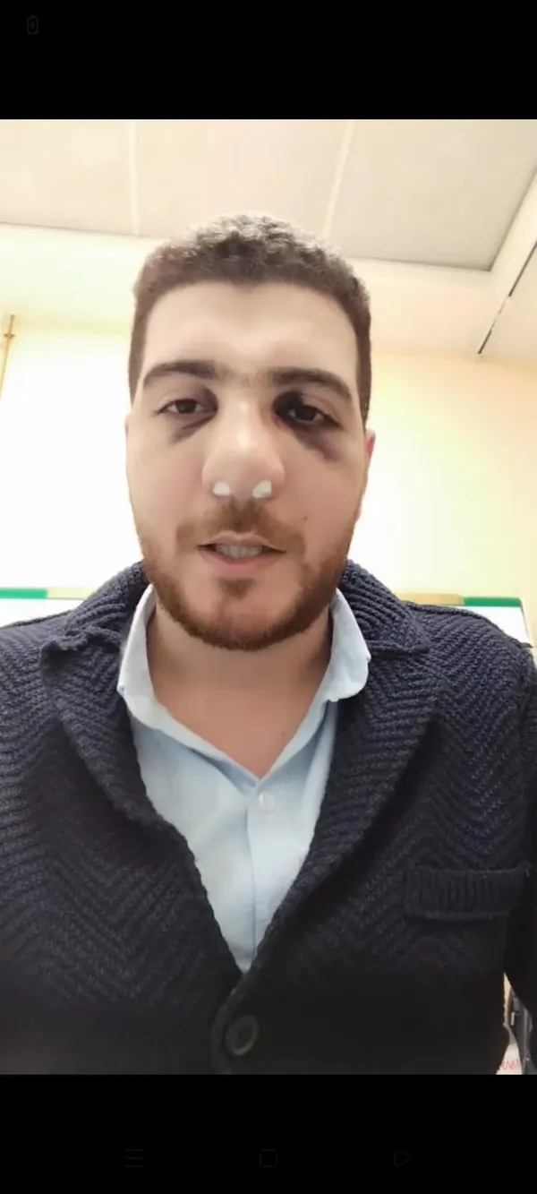 الطبيب المصاب 