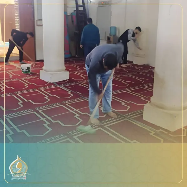 جانب من أعمال النظافة 