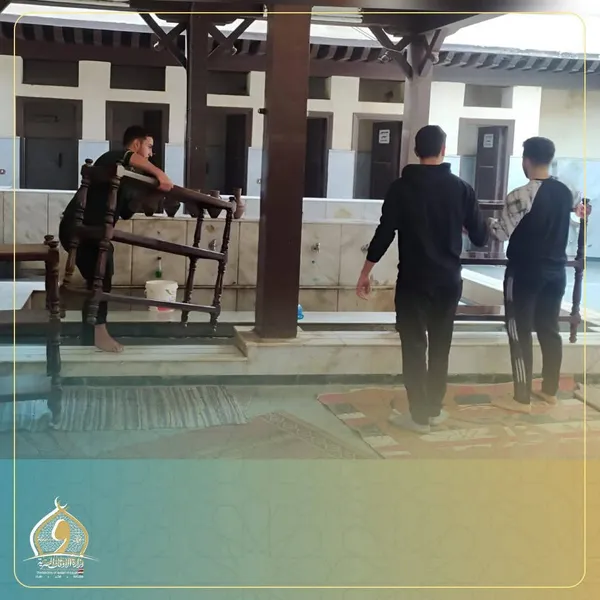 جانب من أعمال النظافة 