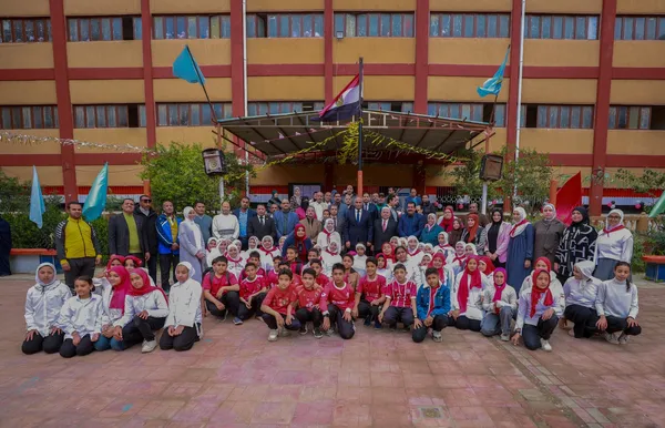 جانب من افتتاح المعرض 