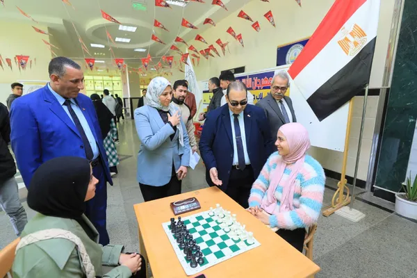 جانب من الافتتاح 