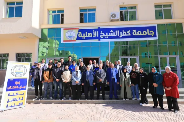 جانب من الافتتاح 