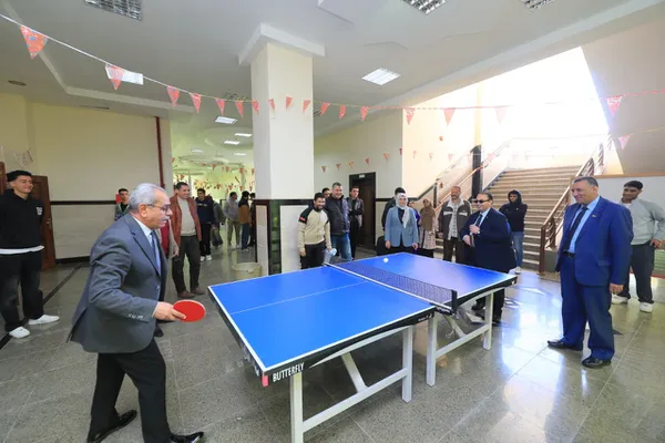 جانب من الافتتاح 