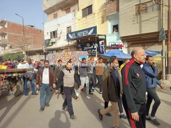 جانب من الجنازة