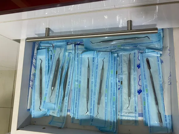 جانب من الحملات وغلق المنشآت الصحية الخاصة بالإسماعيلية 