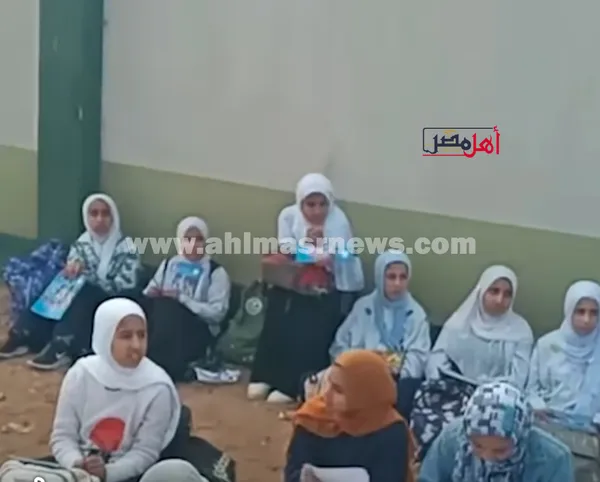 جانب من الفيديو 