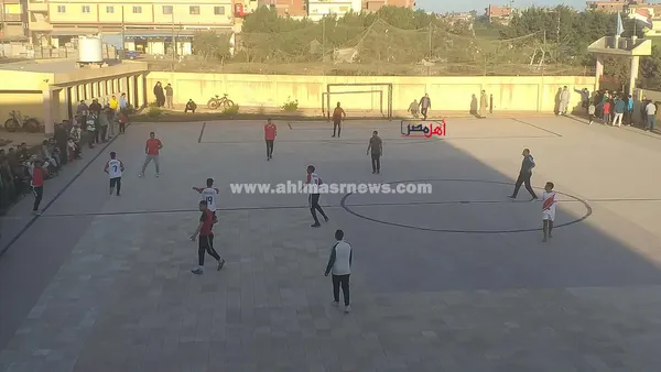 جانب من انطلاق فعاليات الدورة الرمضانية 