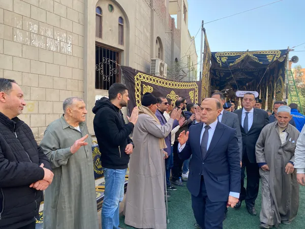 جانب من تشييع الجنازة 