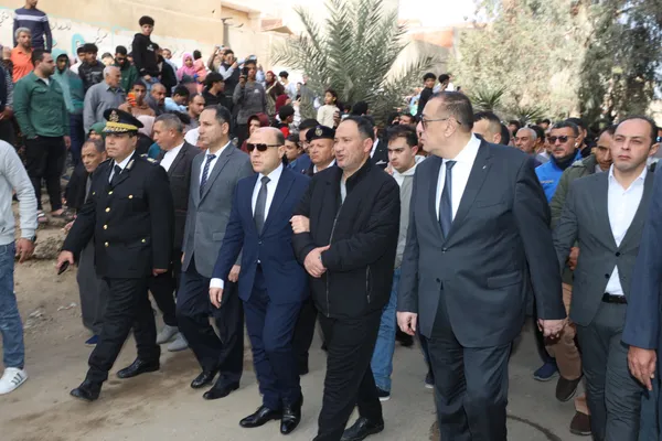 جانب من تشييع الجنازة 