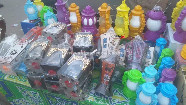 فوانيس وزينة رمضان تزين شوارع كفر الشيخ 