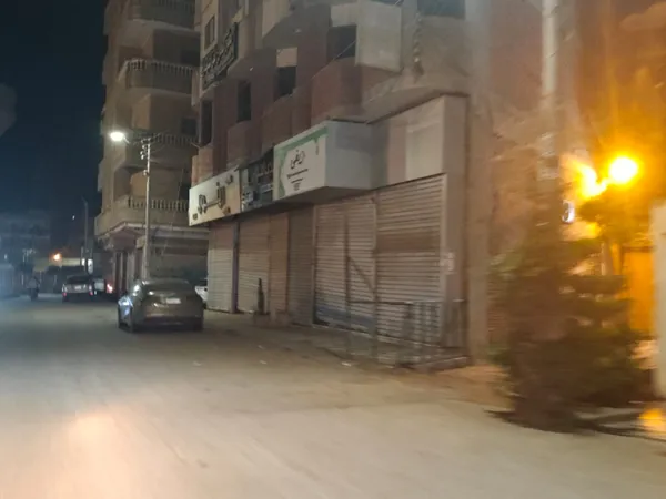 التزام المحال التجارية بقرار الغلق في كفر الشيخ 
