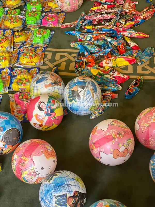 جانب من التجهيزات 