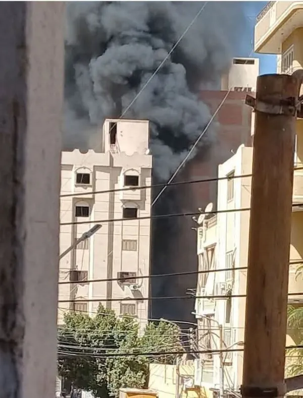 جانب من الحريق 