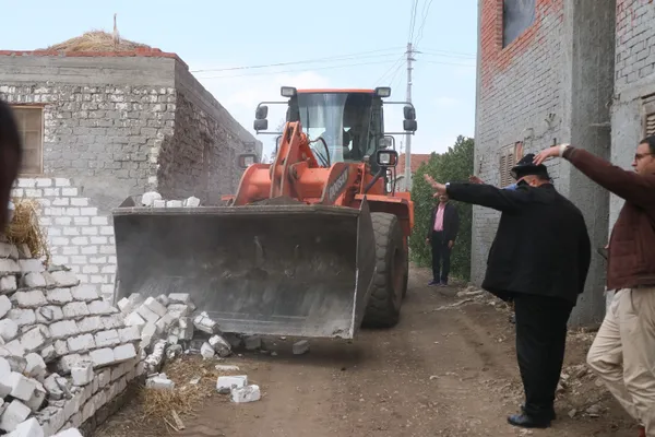 جانب من الحملات 