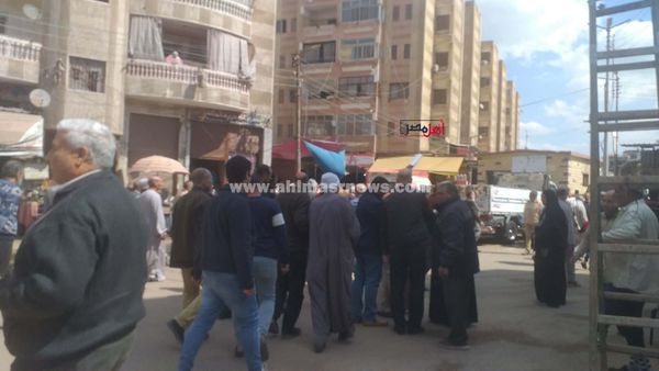 جانب من تشييع الجنازة 