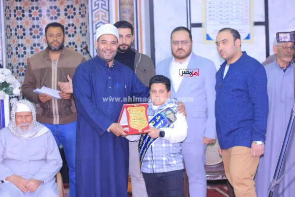 حفل تكريم حفظة القرآن الكريم بقرية محلة دياي 