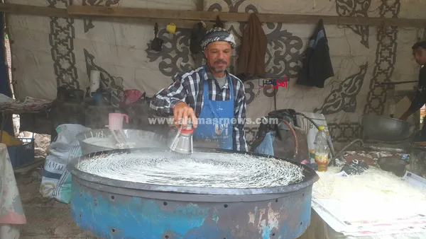 عم محمد، صانع كنافة يدوي 