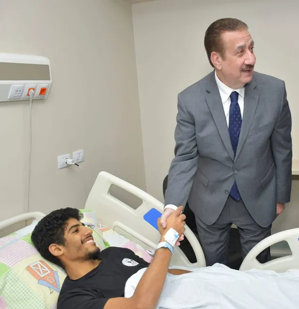 محافظ بورسعيد : إسعاف مجهزة لنقل اللاعب إلى معهد الكبد بالمنوفية
