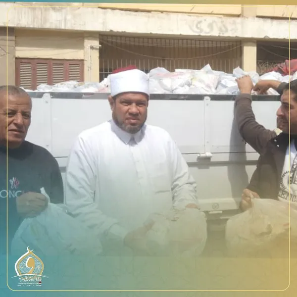 مدير أوقاف كفر الشيخ يسلم ألف شنطة رمضانية للتضامن الاجتماعي لدعم الأسر الأولى بالرعاية