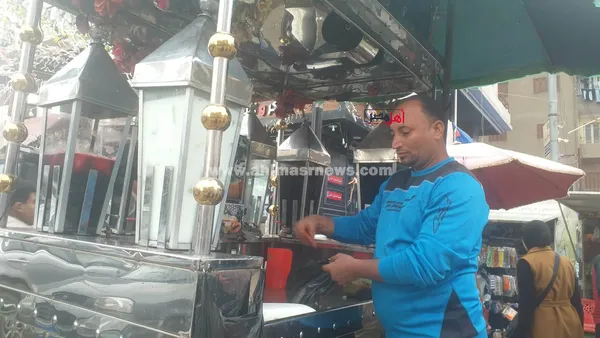 نصر سعيد، بائع عصائر 