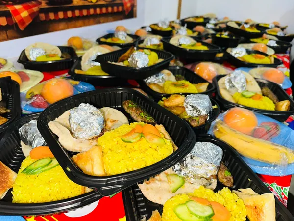 وجبات مطبخ الصدقه الجاريه 