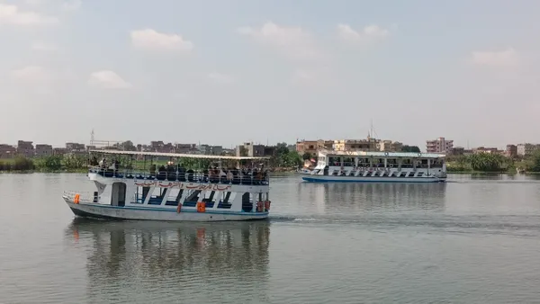 إقبال على الرحلات النيلية بشم النسيم 