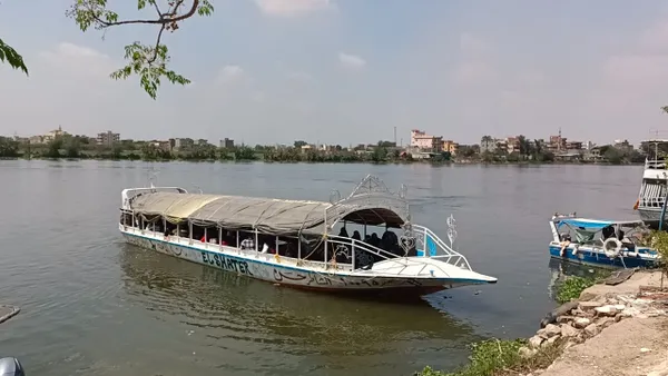 إقبال على الرحلات النيلية بشم النسيم 