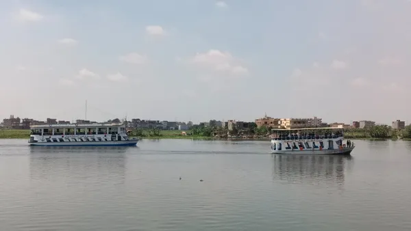 إقبال على الرحلات النيلية بشم النسيم 