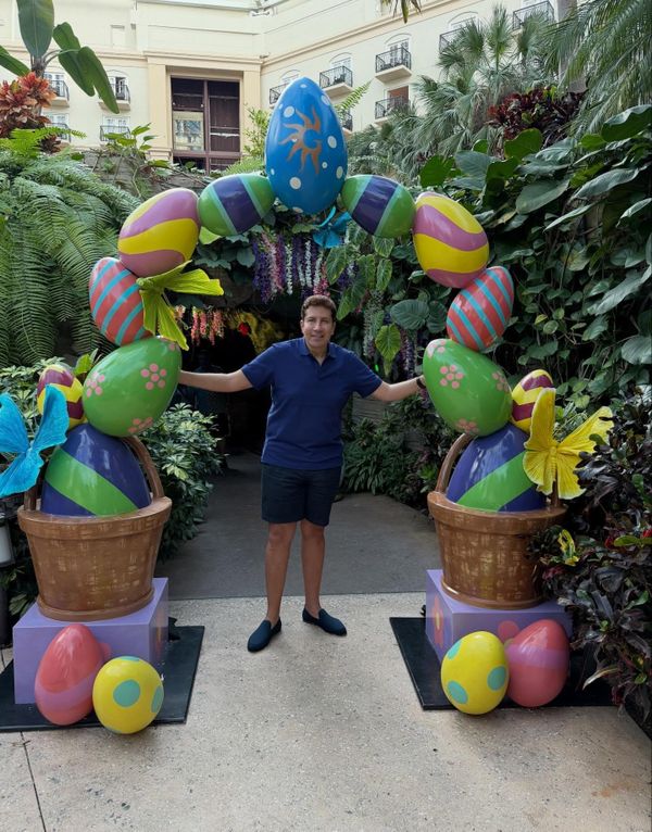 احتفال هاني رمزي