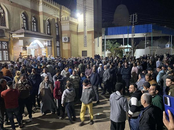 تشييع جنازة شهيد حرب إيران بالدقهلية